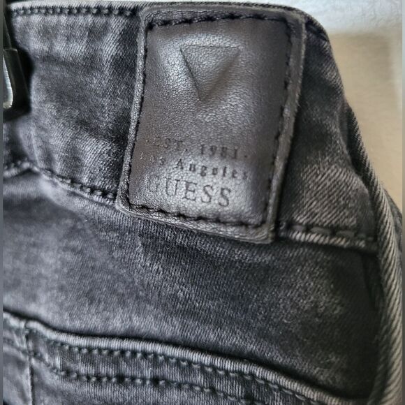 GUESS CurveX Black Skinny Jeans, size 27 - Picture 3 of 6